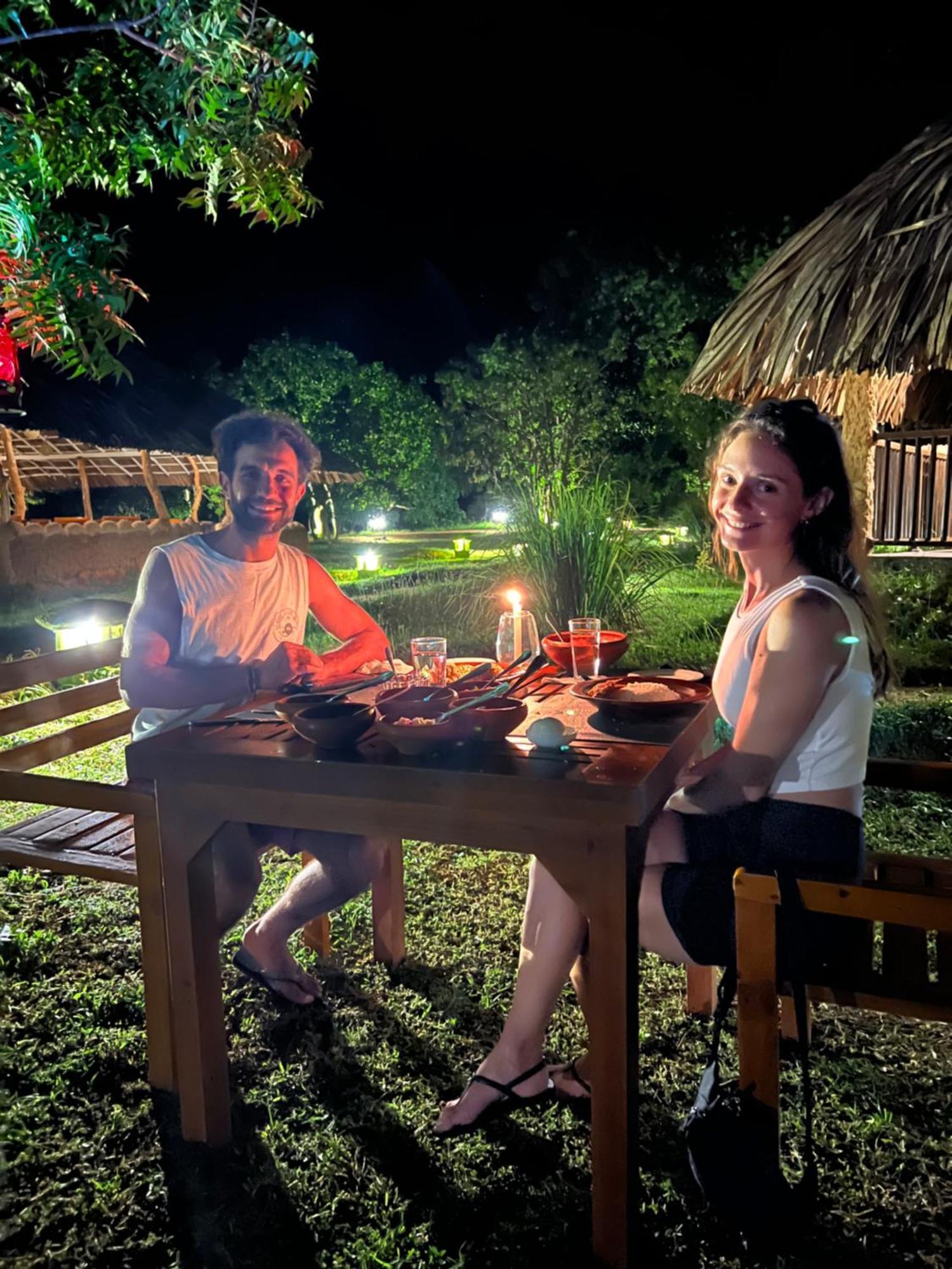 Saffron Lake Yala Тисамахарама Екстериор снимка